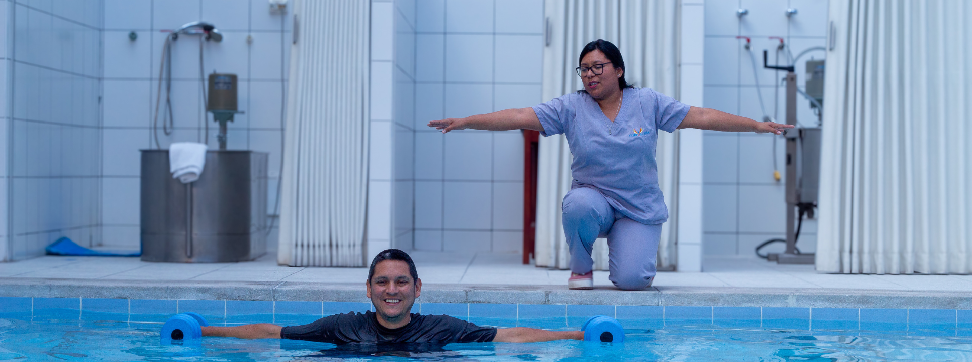 Moderna Piscina para Hidroterapia